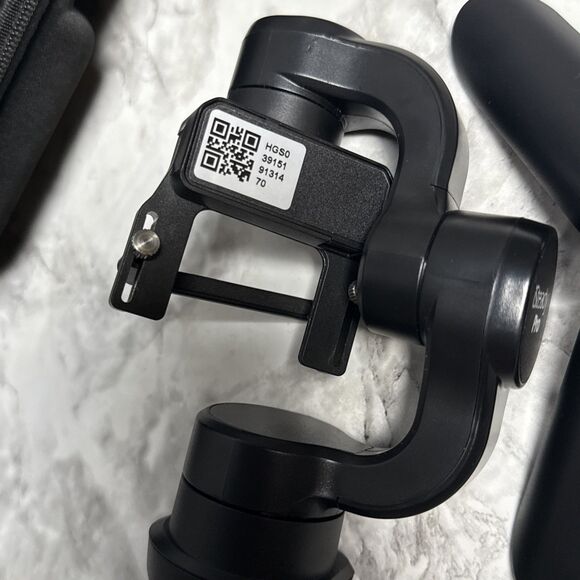 Hohem iSteady Pro  Handheld Stabilizing Gimbal For Action Camera READ** - Picture 5 of 10